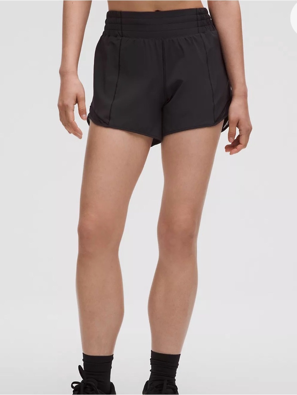 lululemon athletica Black hotty hot lined shorts